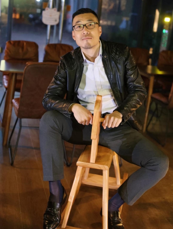 Lee的第二张照片--沈阳相亲服务中心