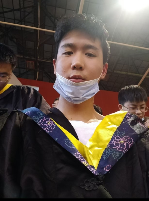 落落大方的第一张照片--沈阳相亲服务中心