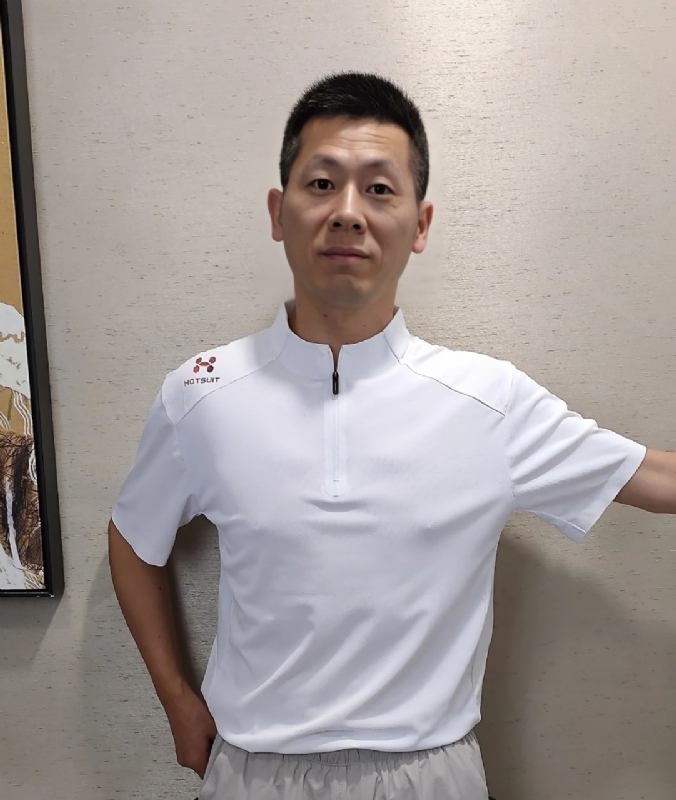 红旗下长大的第一张照片--沈阳相亲服务中心