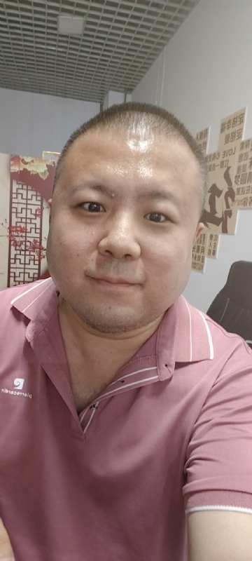 漫步星辰的第一张照片--沈阳相亲服务中心