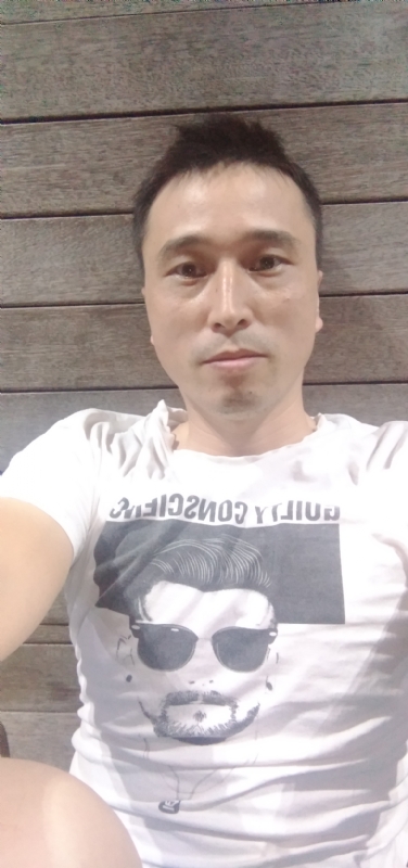 笑看一切的第一张照片--沈阳相亲服务中心