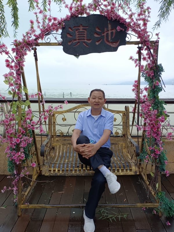 奋斗的第二张照片--沈阳相亲服务中心