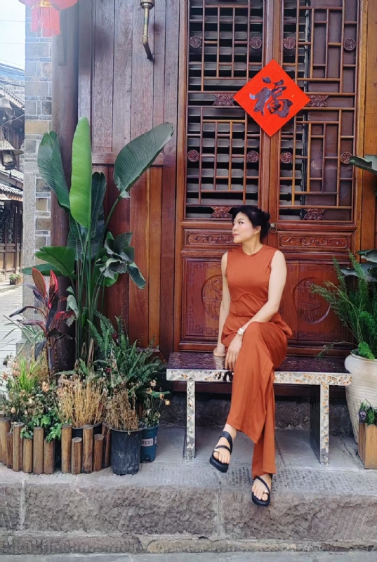 宛霞的第一张照片--沈阳相亲服务中心