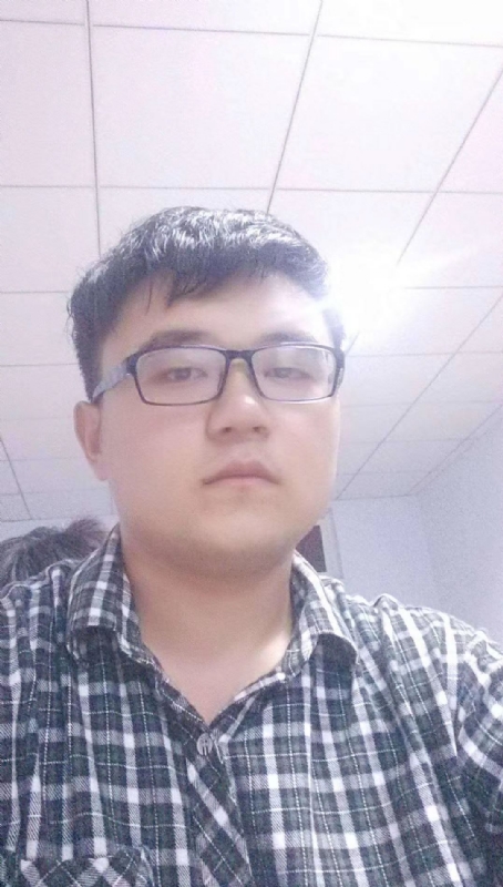 颜色不一样的黄的第一张照片--沈阳相亲服务中心